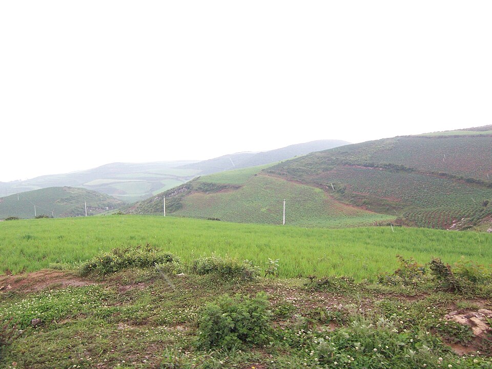 File:Zhaoyang, Zhaotong, Yunnan, China - panoramio - hilloo (99).jpg